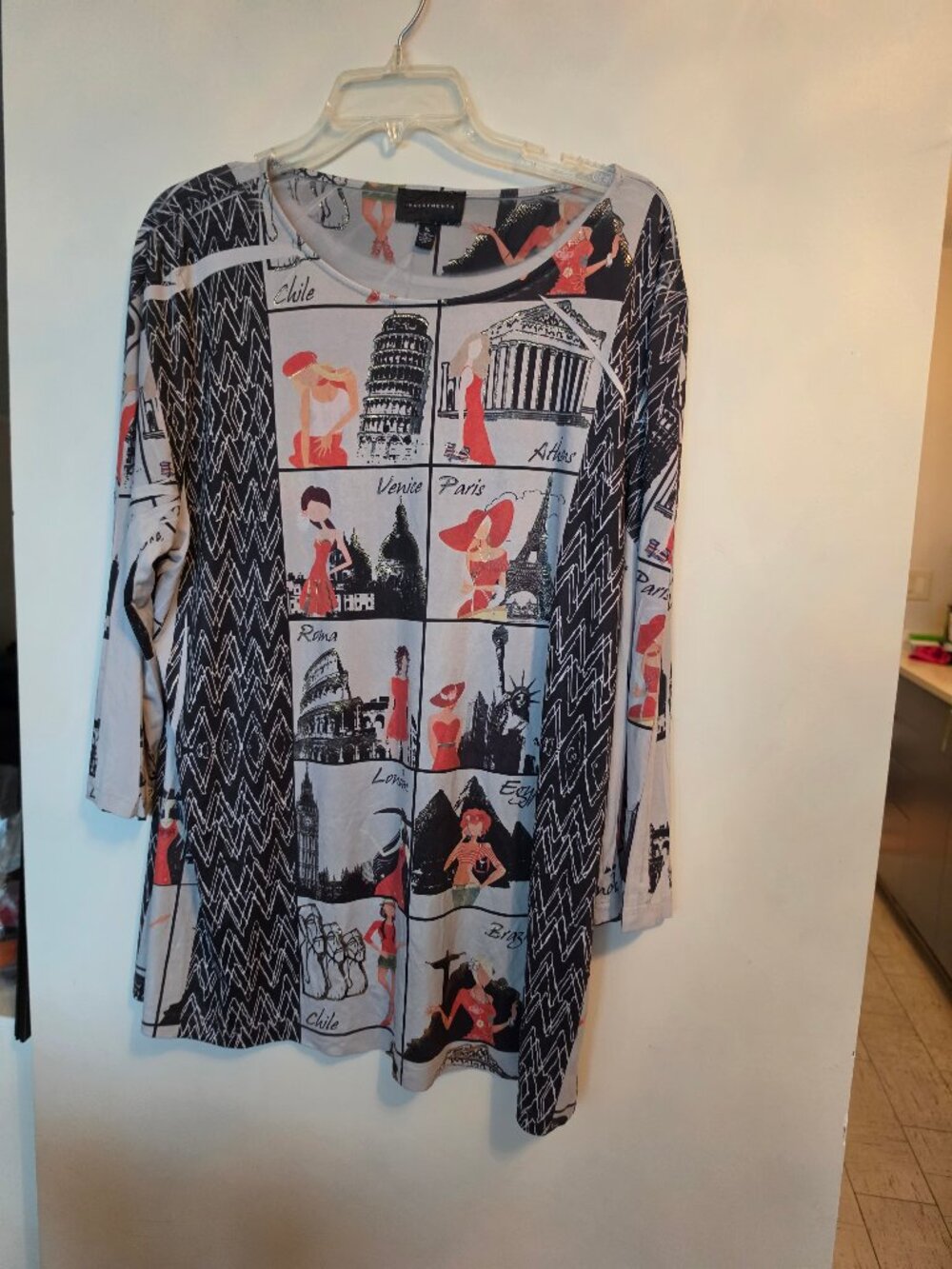 Investments Slim Factor World Traveler Pop Art Landmark Tunic Blouse Size XL